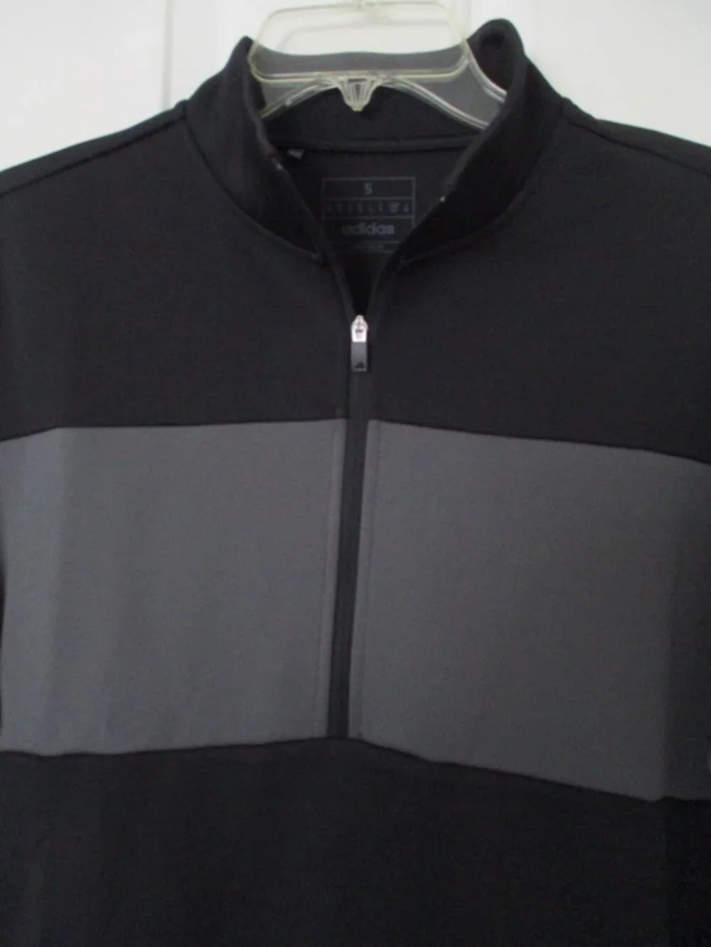 adidas Mens Black & Gray 1/2 Zip Lined Medium Weight Active Vest NWOT - Small